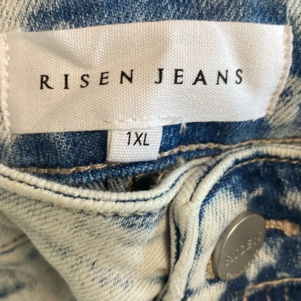 NWT Risen High Rise Basic Capri Jeans Size 1XL Light Acid Wash